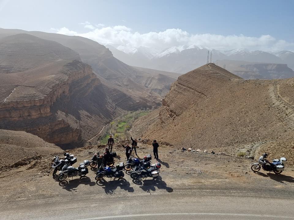 <p>Planifier soigneusement un voyage à moto à Ouarzazate&nbsp;</p>